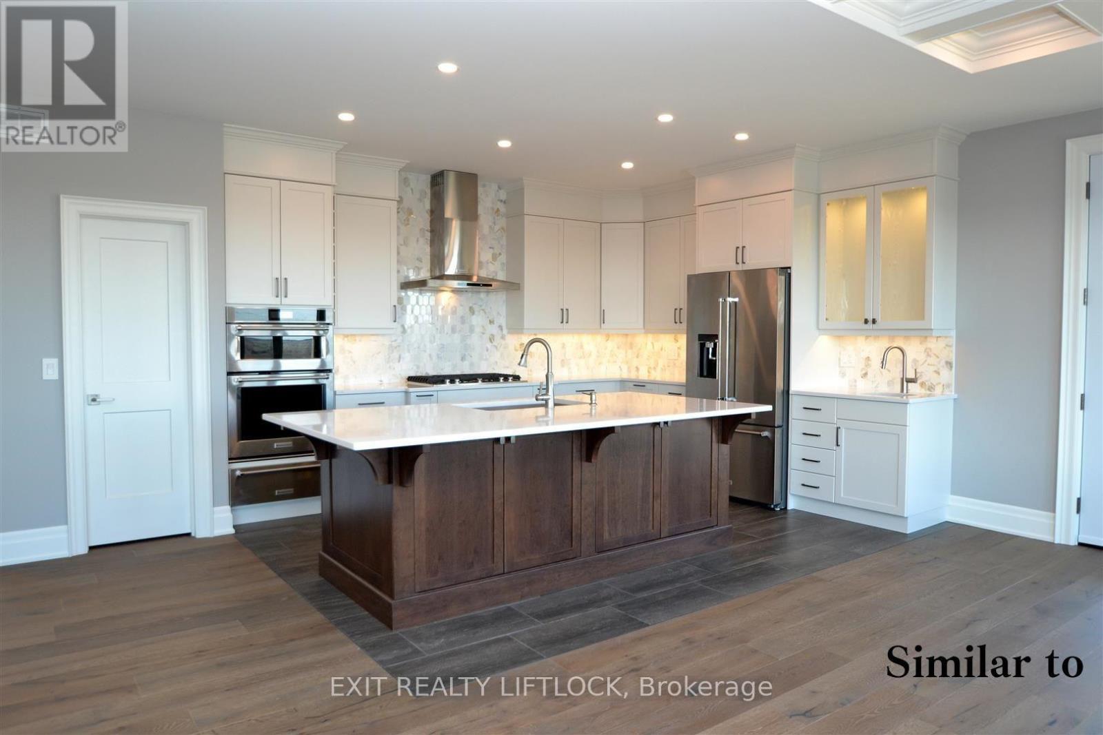1918 Davenport Road, Cavan Monaghan (Cavan Twp), ON - Indoor Photo Showing Kitchen With Upgraded Kitchen