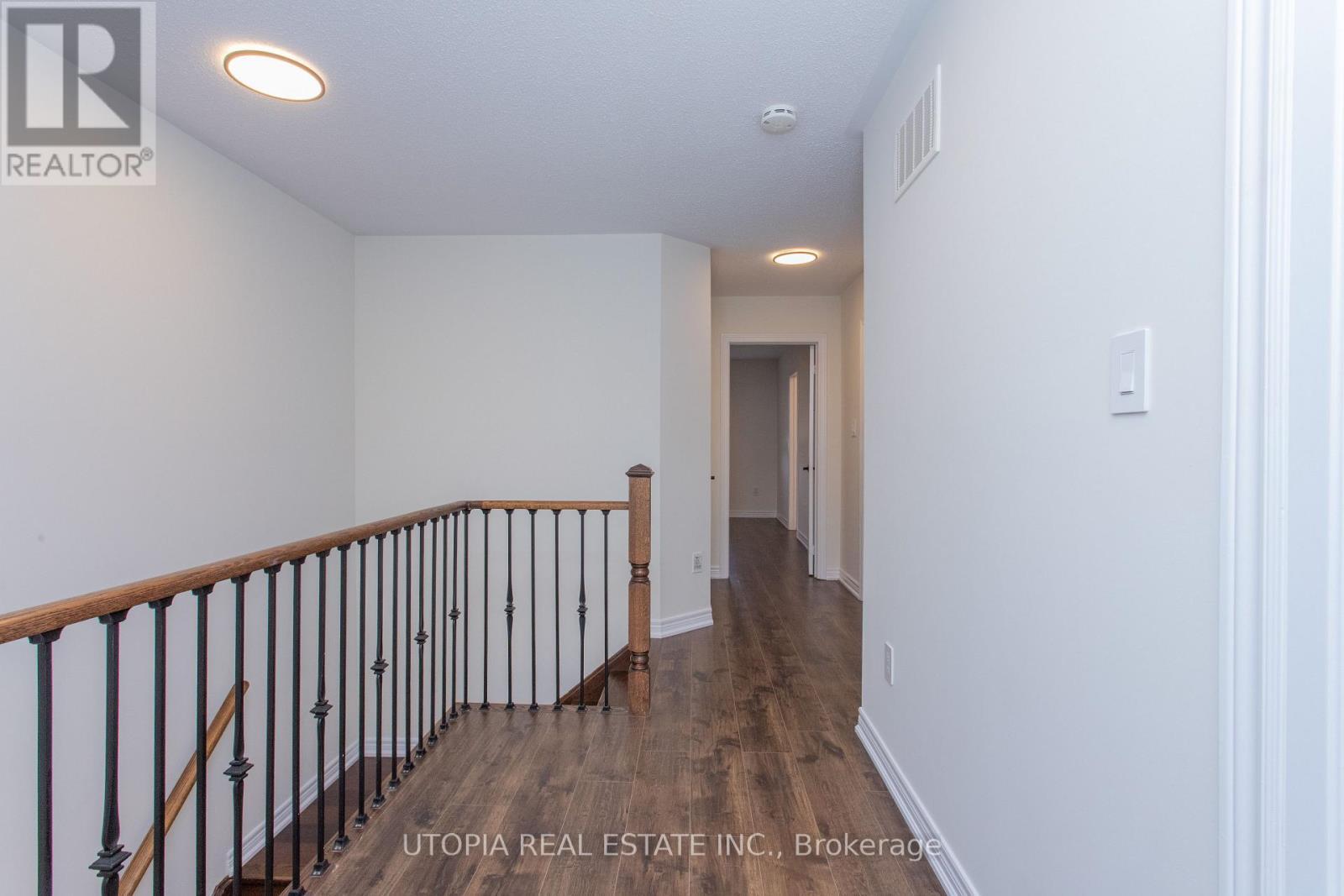 5409 Tenth Line W, Mississauga, ON - Indoor Photo Showing Other Room