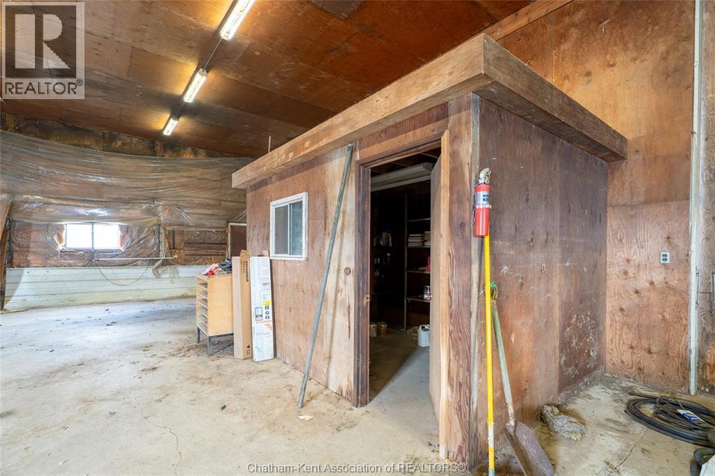 13171 Base Line Road, Thamesville, ON - Indoor