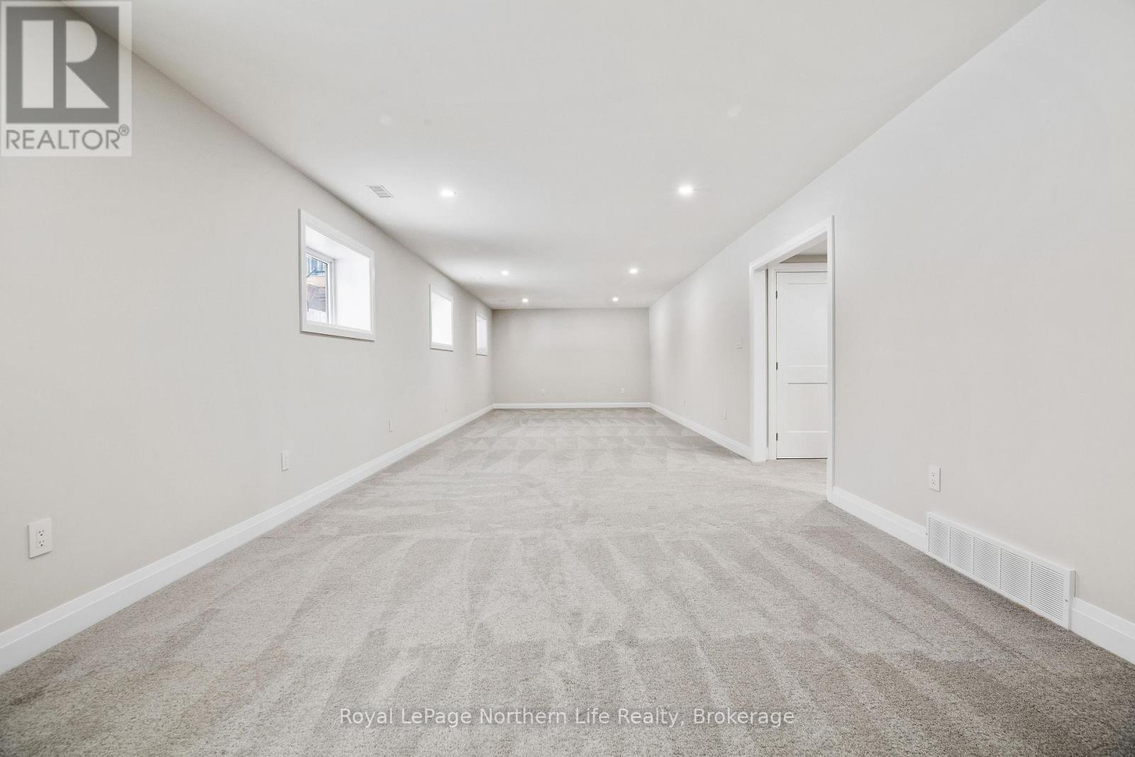 134 Andrew Avenue, North Bay (Airport), ON - Indoor Photo Showing Other Room