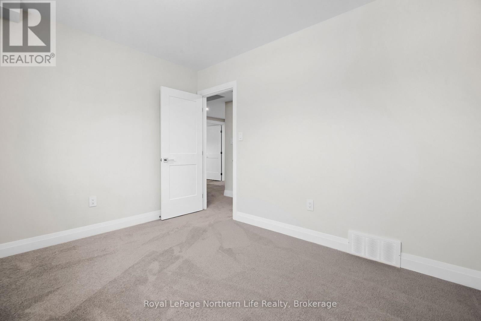 134 Andrew Avenue, North Bay (Airport), ON - Indoor Photo Showing Other Room