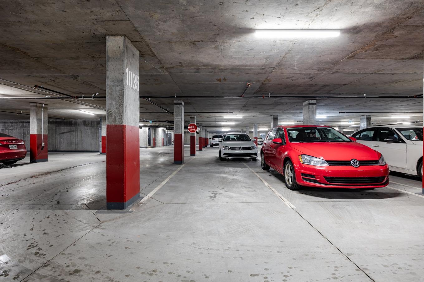 Parking - 321-505 Rue De L'Escale, Brossard, QC - Indoor Photo Showing Garage