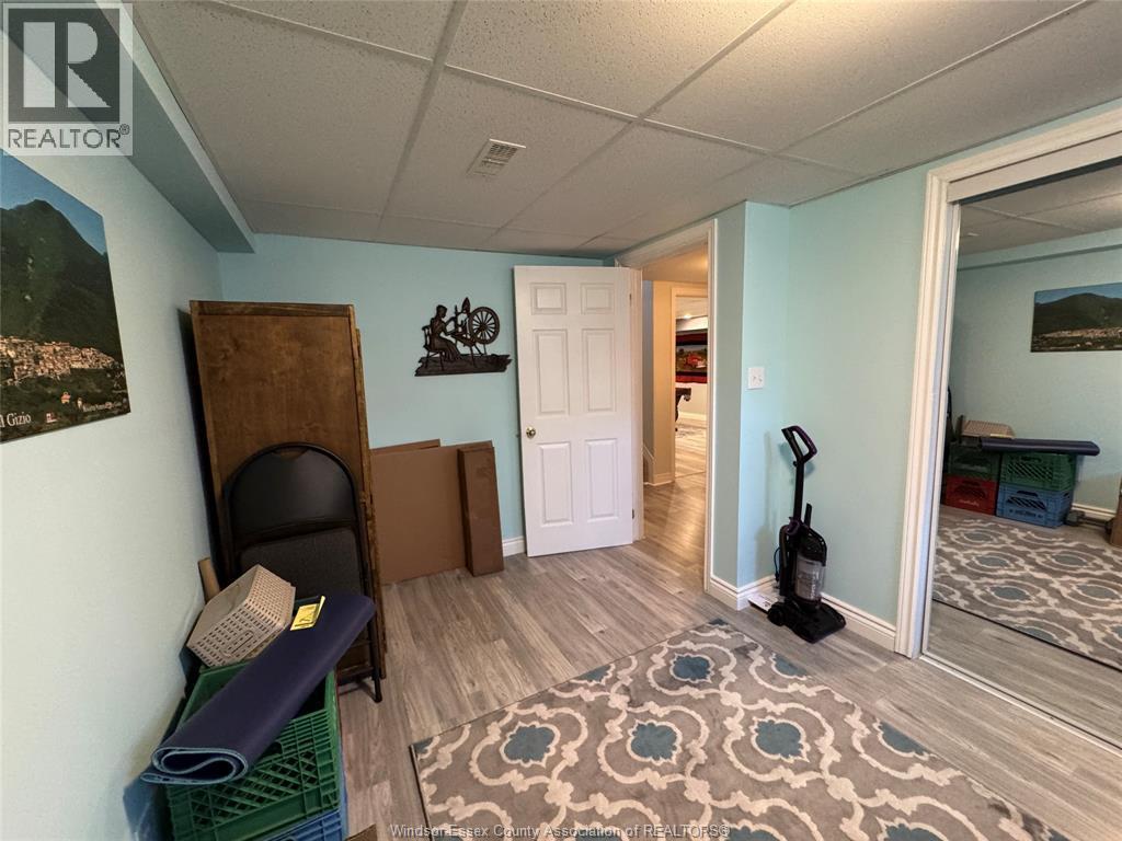 3 Ashley Crescent, Leamington, ON - Indoor