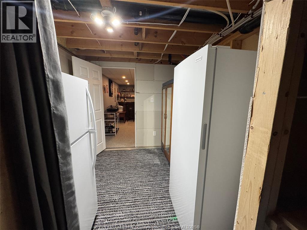 3 Ashley Crescent, Leamington, ON - Indoor