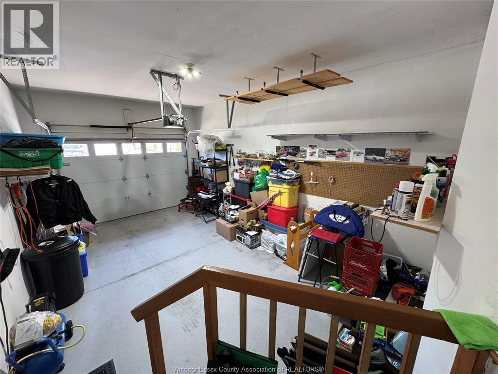 3 Ashley Crescent, Leamington, ON - Indoor Photo Showing Garage
