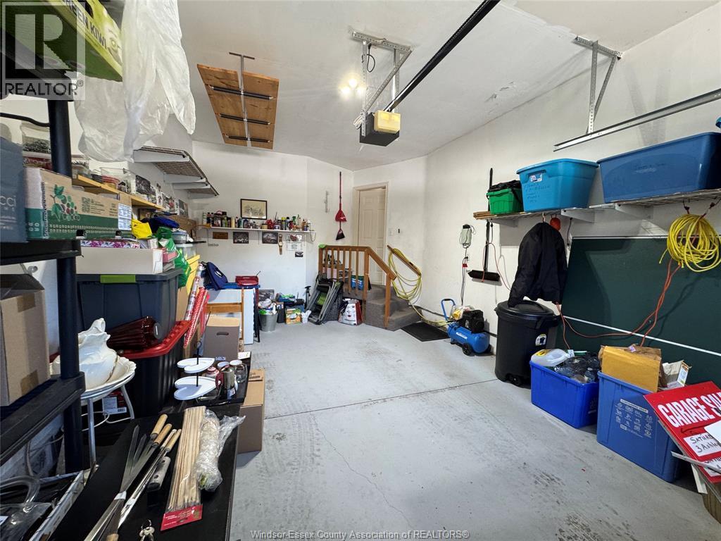 3 Ashley Crescent, Leamington, ON - Indoor