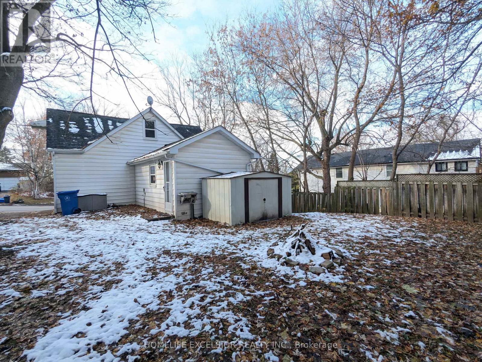 19043 Centre Street, East Gwillimbury, ON - Outdoor