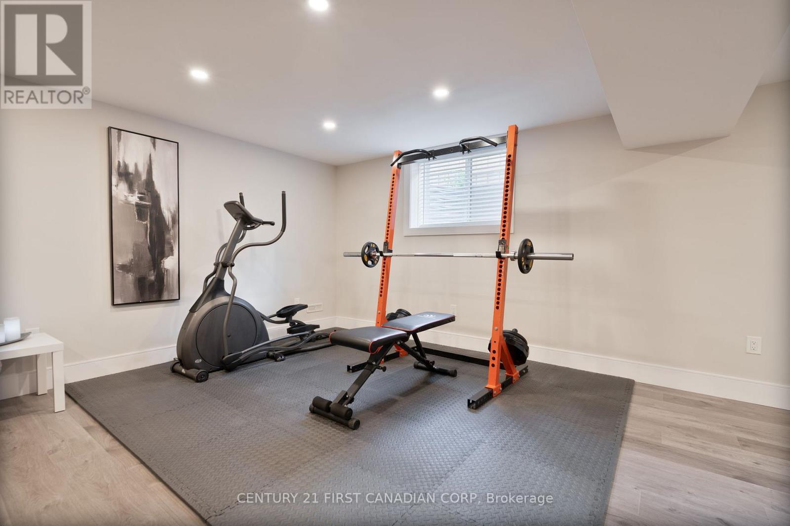 16 Foxborough Place, Thames Centre (Thorndale), ON - Indoor Photo Showing Gym Room