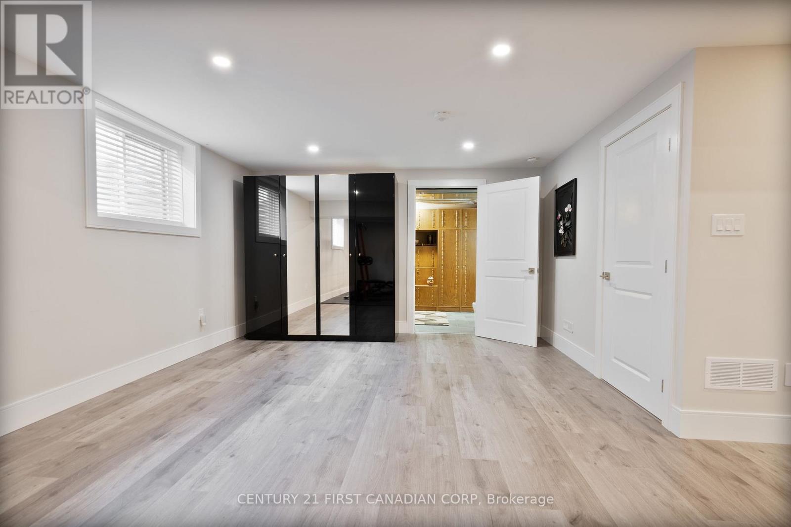 16 Foxborough Place, Thames Centre (Thorndale), ON - Indoor Photo Showing Other Room