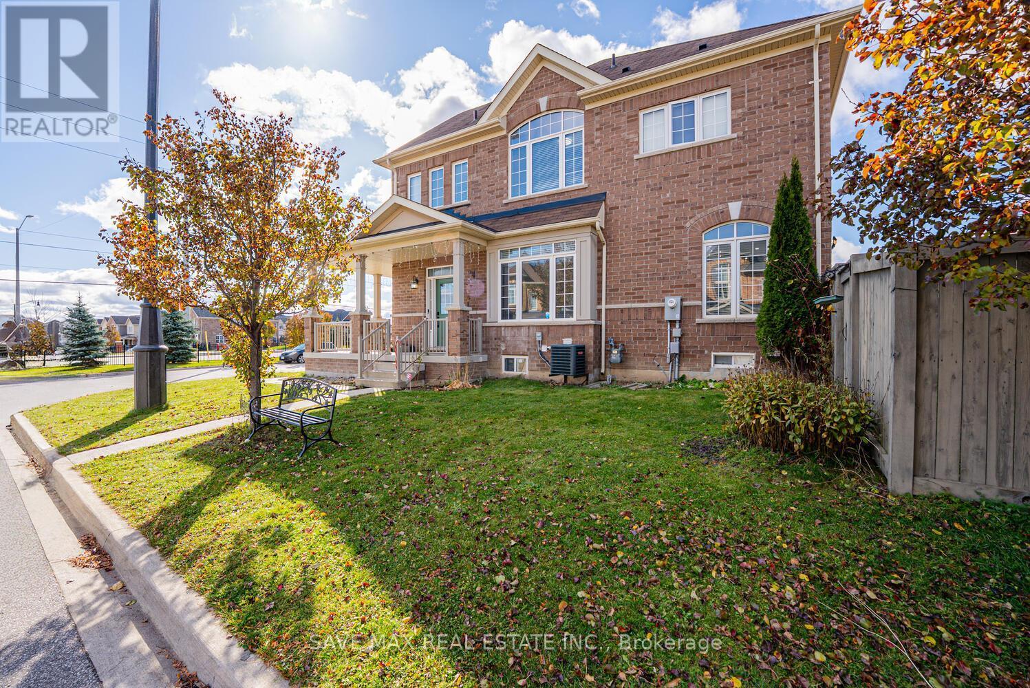 39 Divinity Circle, Brampton, ON - Outdoor With Deck Patio Veranda