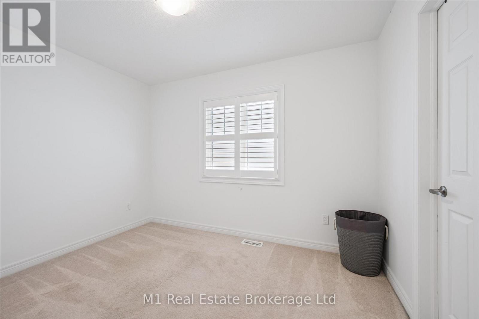 19 Findlay Way, Centre Wellington (Fergus), ON - Indoor Photo Showing Other Room