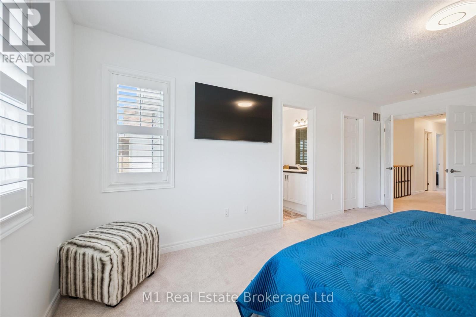 19 Findlay Way, Centre Wellington (Fergus), ON - Indoor Photo Showing Bedroom