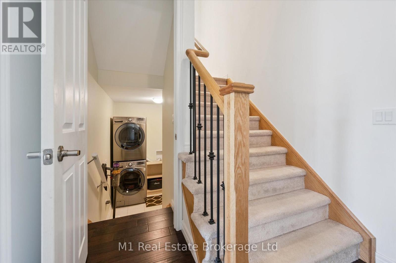 19 Findlay Way, Centre Wellington (Fergus), ON - Indoor Photo Showing Other Room