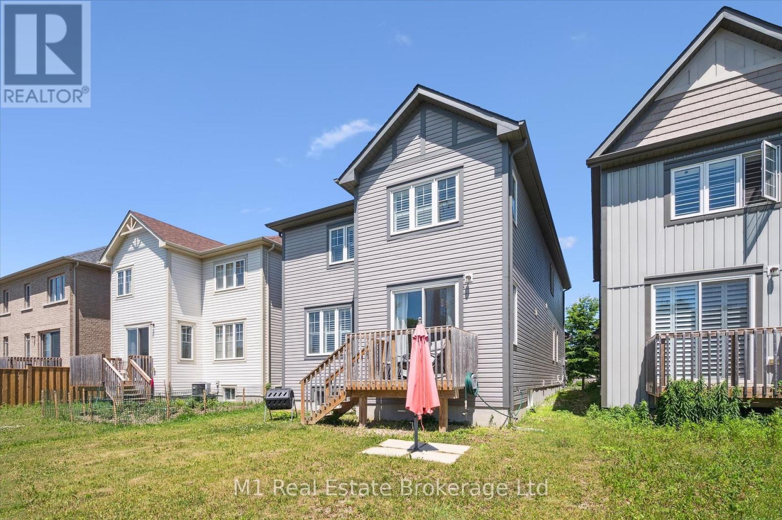 19 Findlay Way, Centre Wellington (Fergus), ON - Outdoor