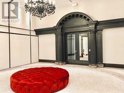 4712 - 197 Yonge Street, Toronto, ON - Indoor