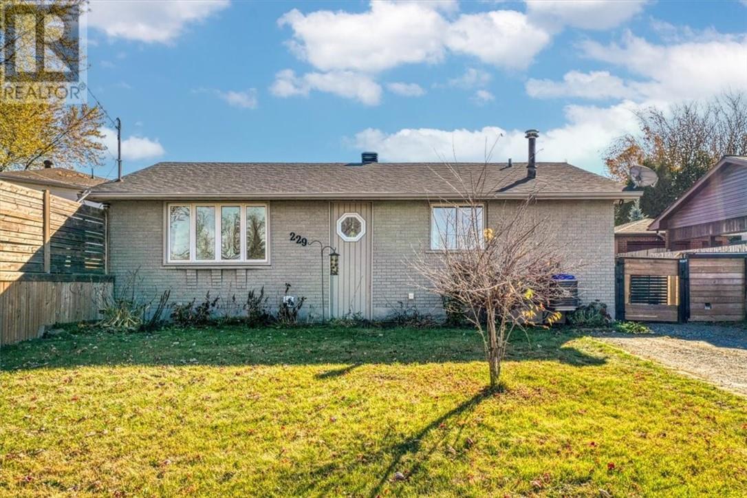 229 Catherine Street, Garson, ON - Outdoor