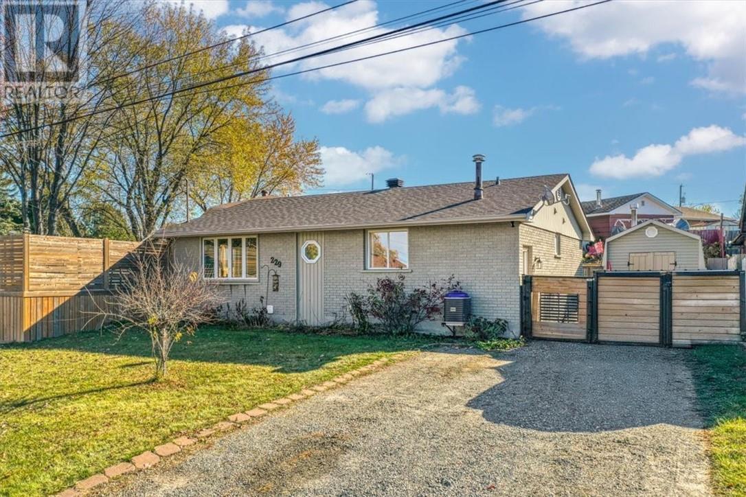 229 Catherine Street, Garson, ON - Outdoor