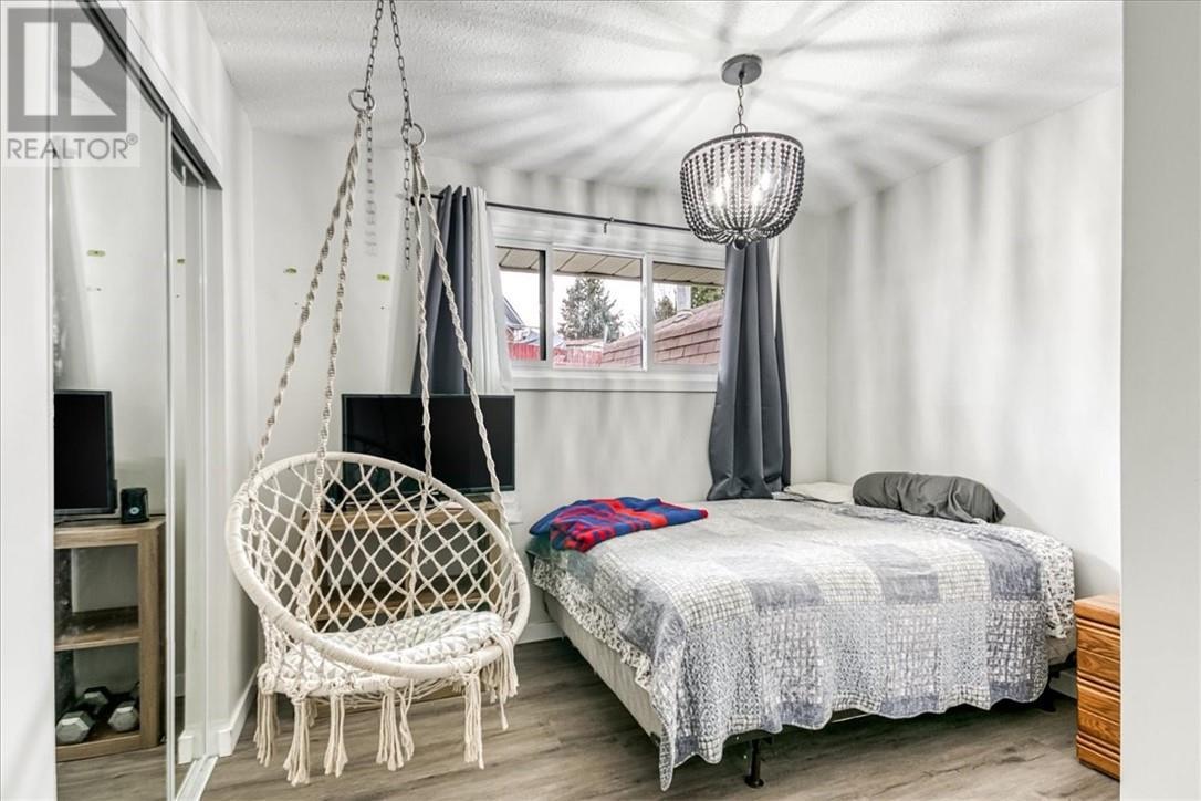 229 Catherine Street, Garson, ON - Indoor Photo Showing Bedroom