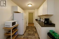 Kitchen (staged via A.I) -