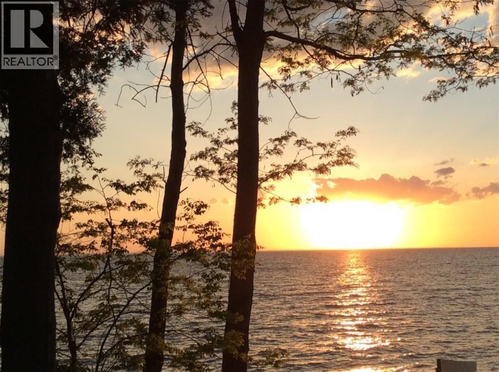 5325 Broadview Avenue, Lambton Shores, ON