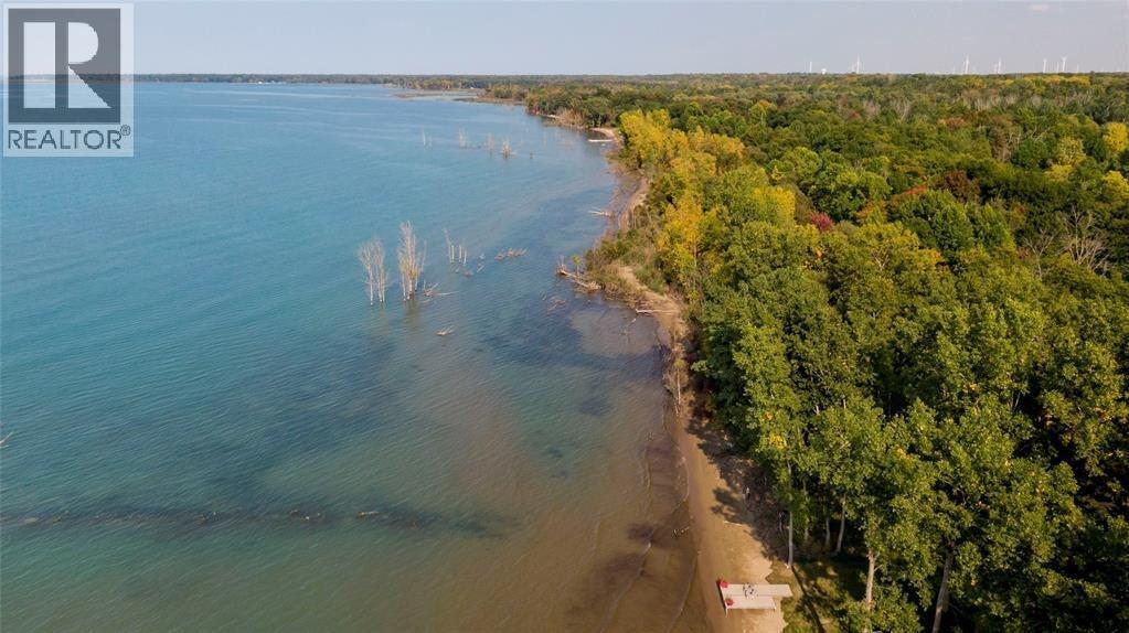 5325 Broadview Avenue, Lambton Shores, ON