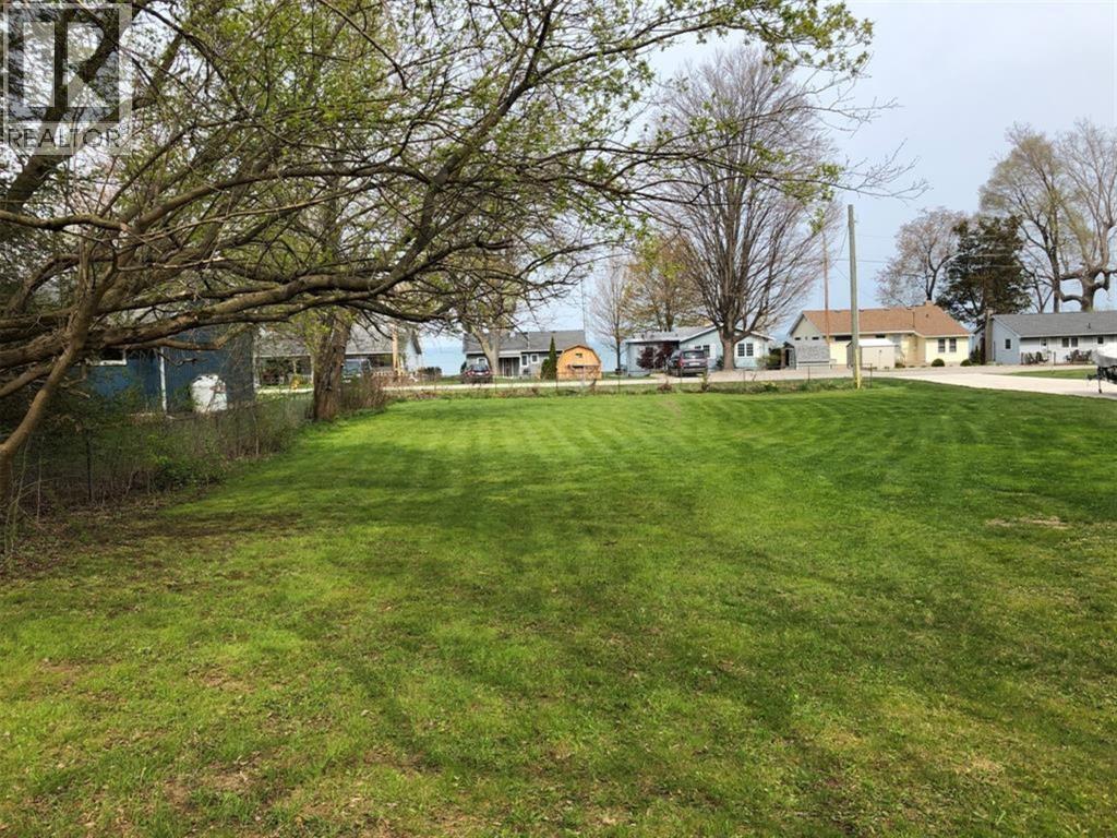 5325 Broadview Avenue, Lambton Shores, ON