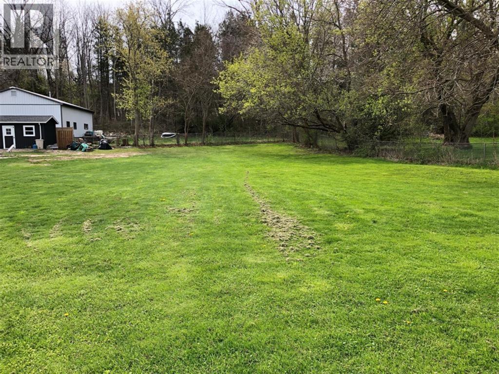 5325 Broadview Avenue, Lambton Shores, ON