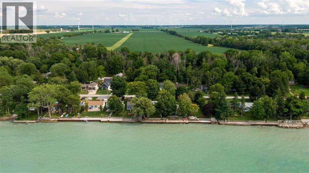 5325 Broadview Avenue, Lambton Shores, ON