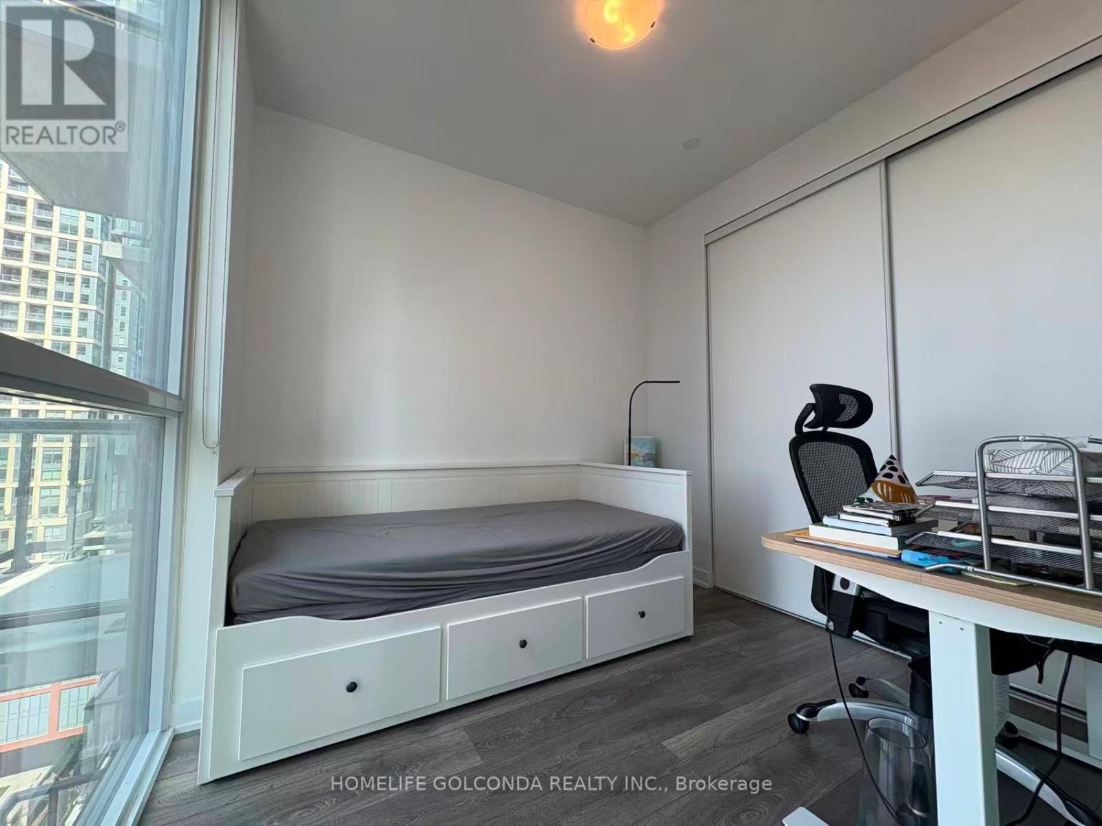 1902 - 87 Peter Street, Toronto, ON - Indoor