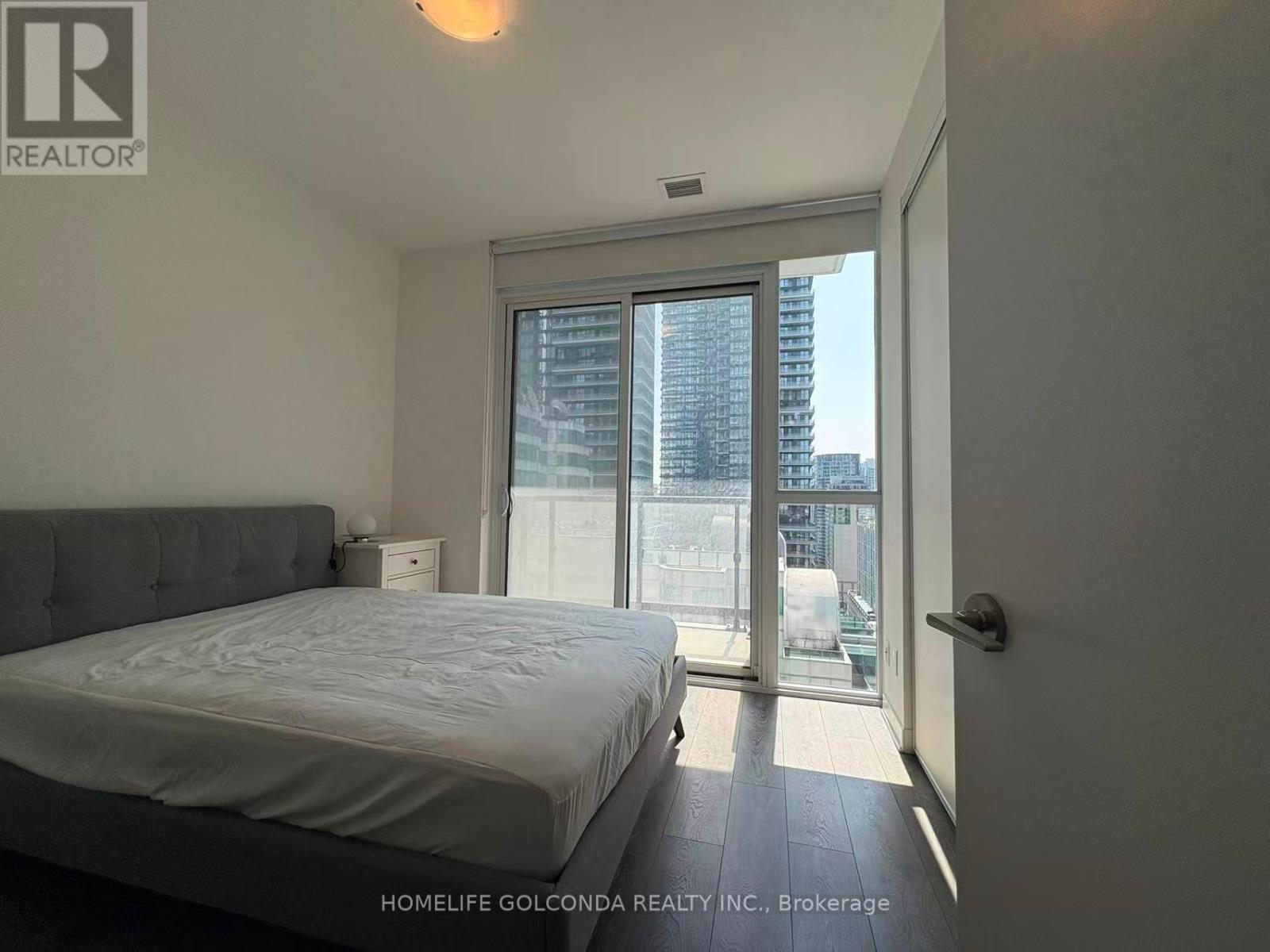 1902 - 87 Peter Street, Toronto, ON - Indoor Photo Showing Bedroom