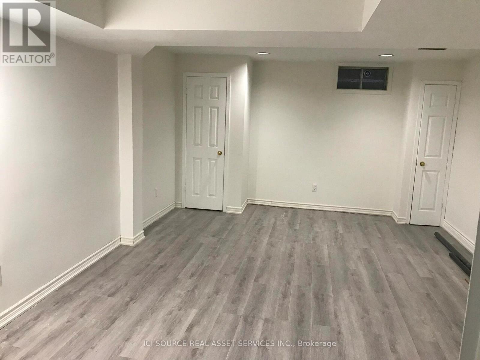 Lower - 155 Highland Crescent, Toronto, ON - Indoor Photo Showing Other Room