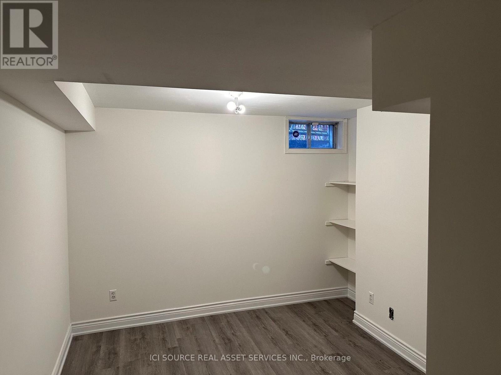 Lower - 155 Highland Crescent, Toronto, ON - Indoor Photo Showing Other Room
