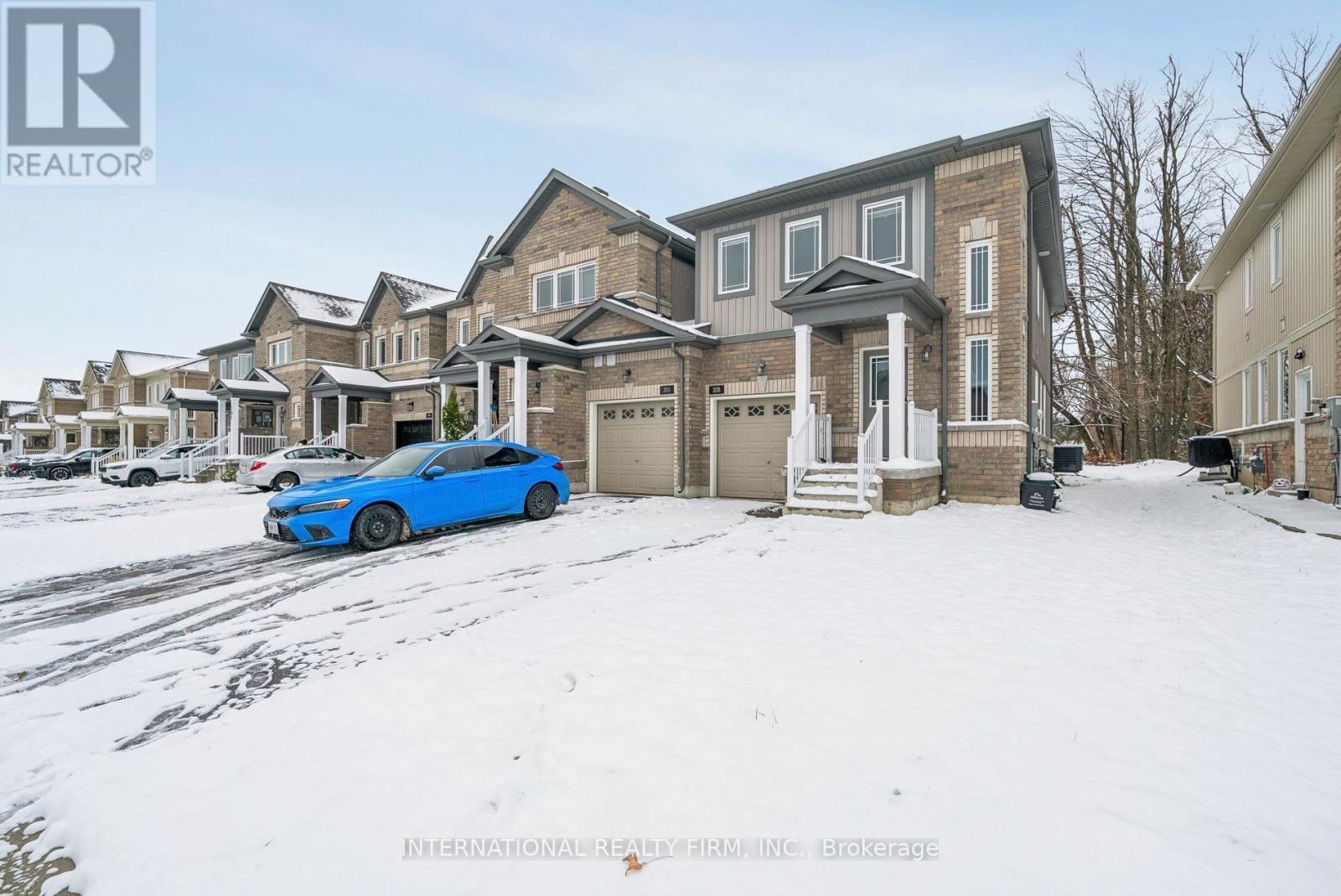 205 Diana Drive, Orillia, ON - Outdoor With Facade
