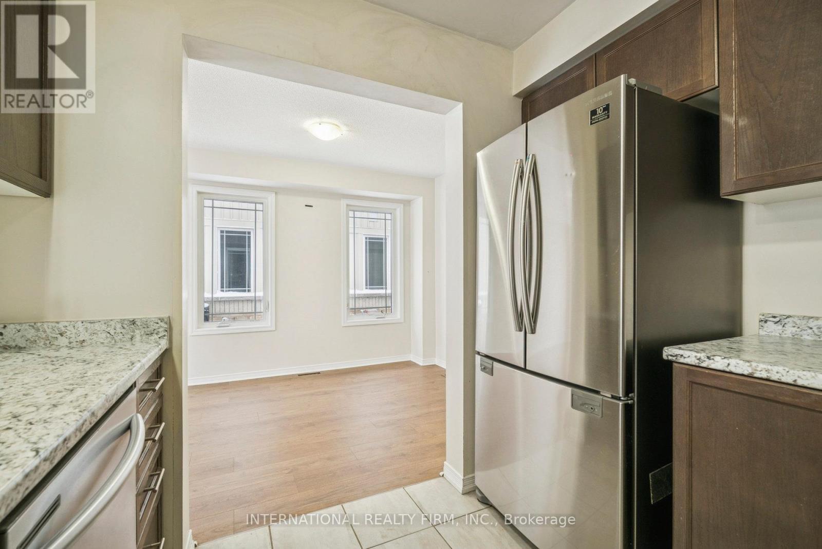 205 Diana Drive, Orillia, ON - Indoor Photo Showing Kitchen