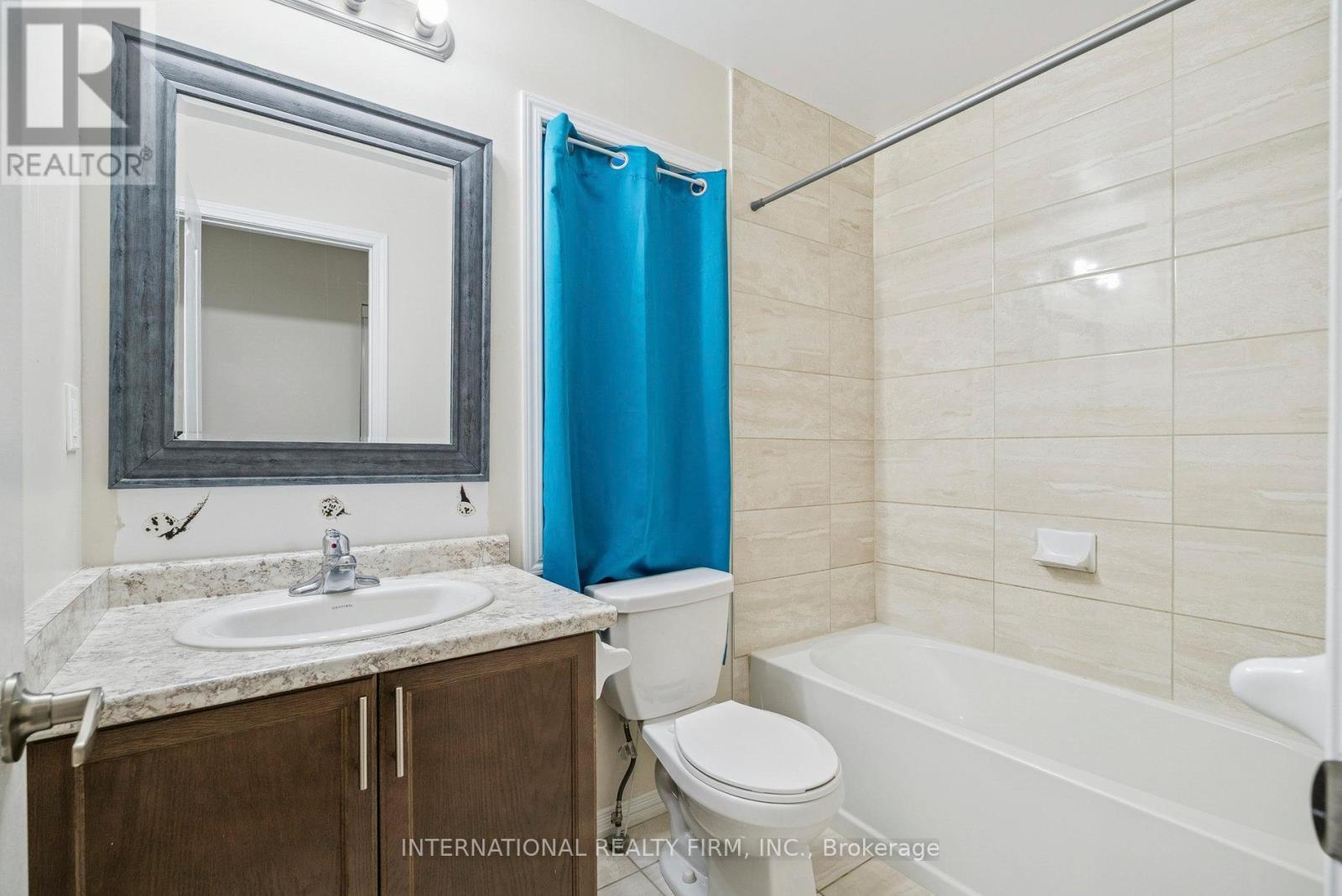 205 Diana Drive, Orillia, ON - Indoor Photo Showing Bathroom