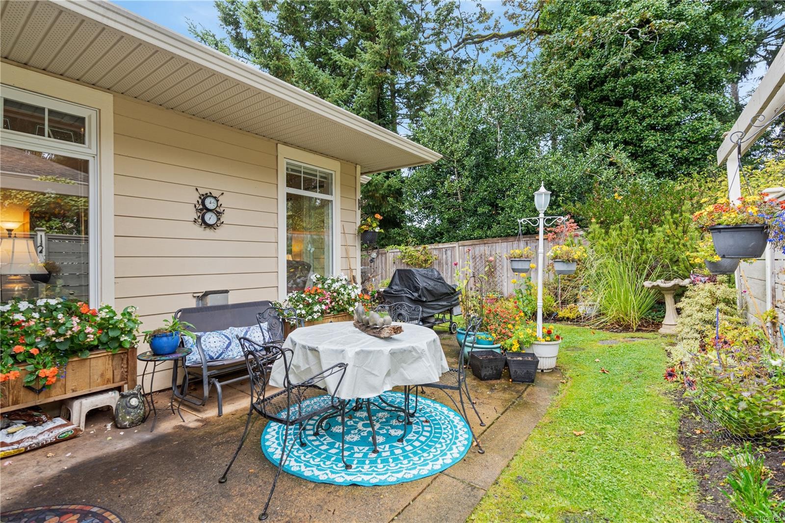 76-850 Parklands Dr, Esquimalt, BC