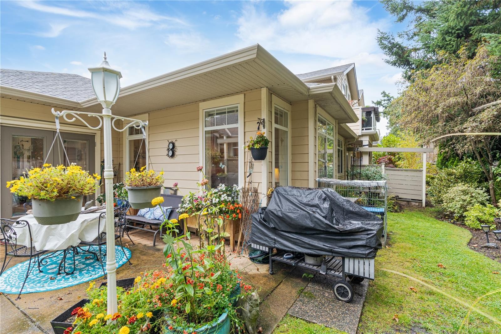 76-850 Parklands Dr, Esquimalt, BC