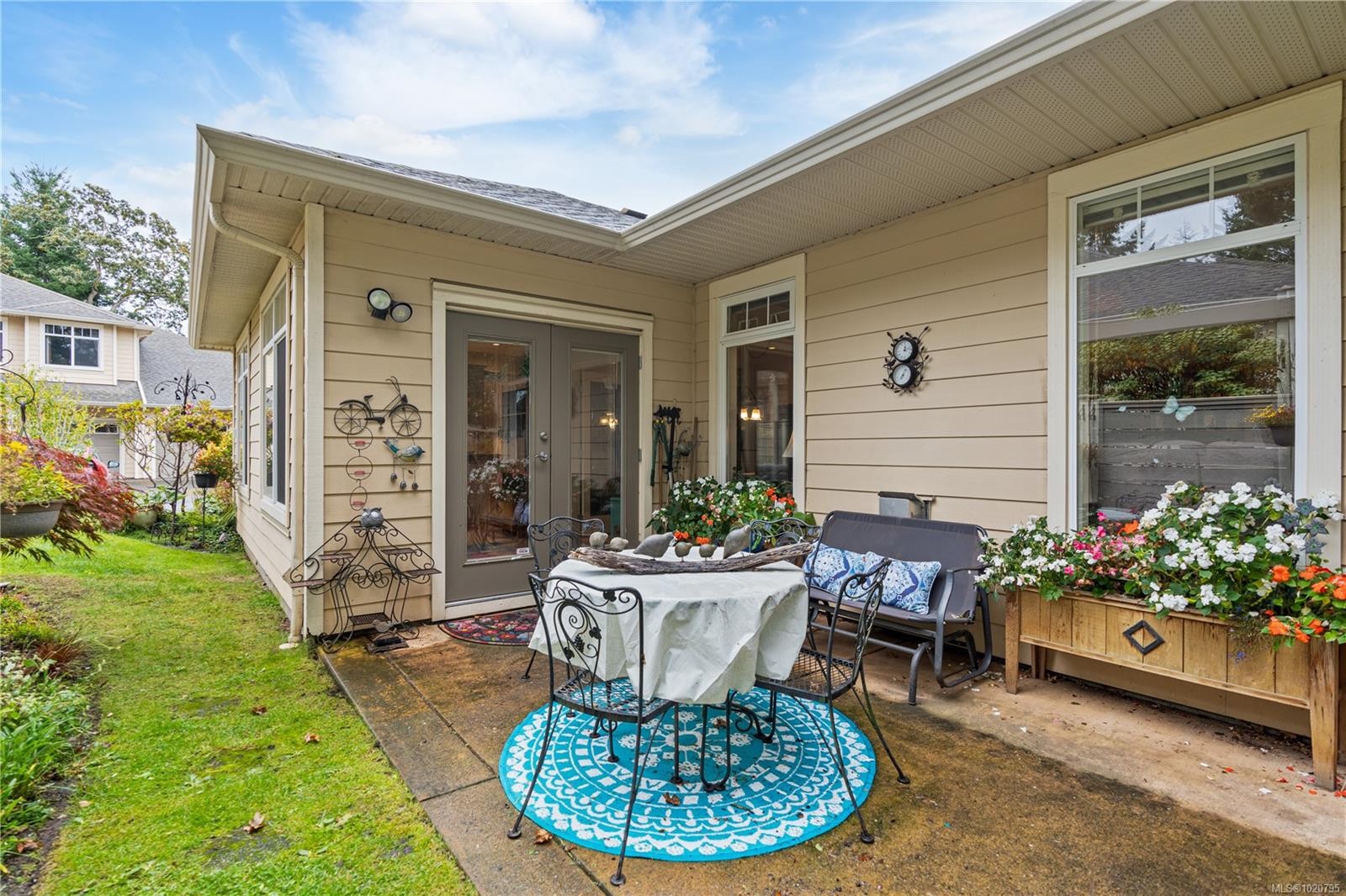 76-850 Parklands Dr, Esquimalt, BC