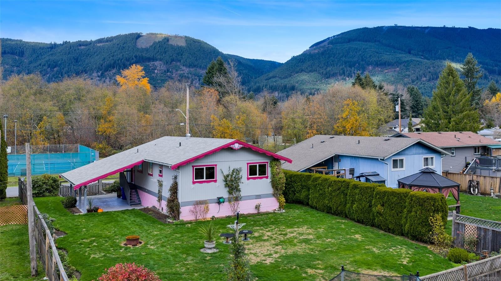 50 Cowichan Ave East, Lake Cowichan, BC