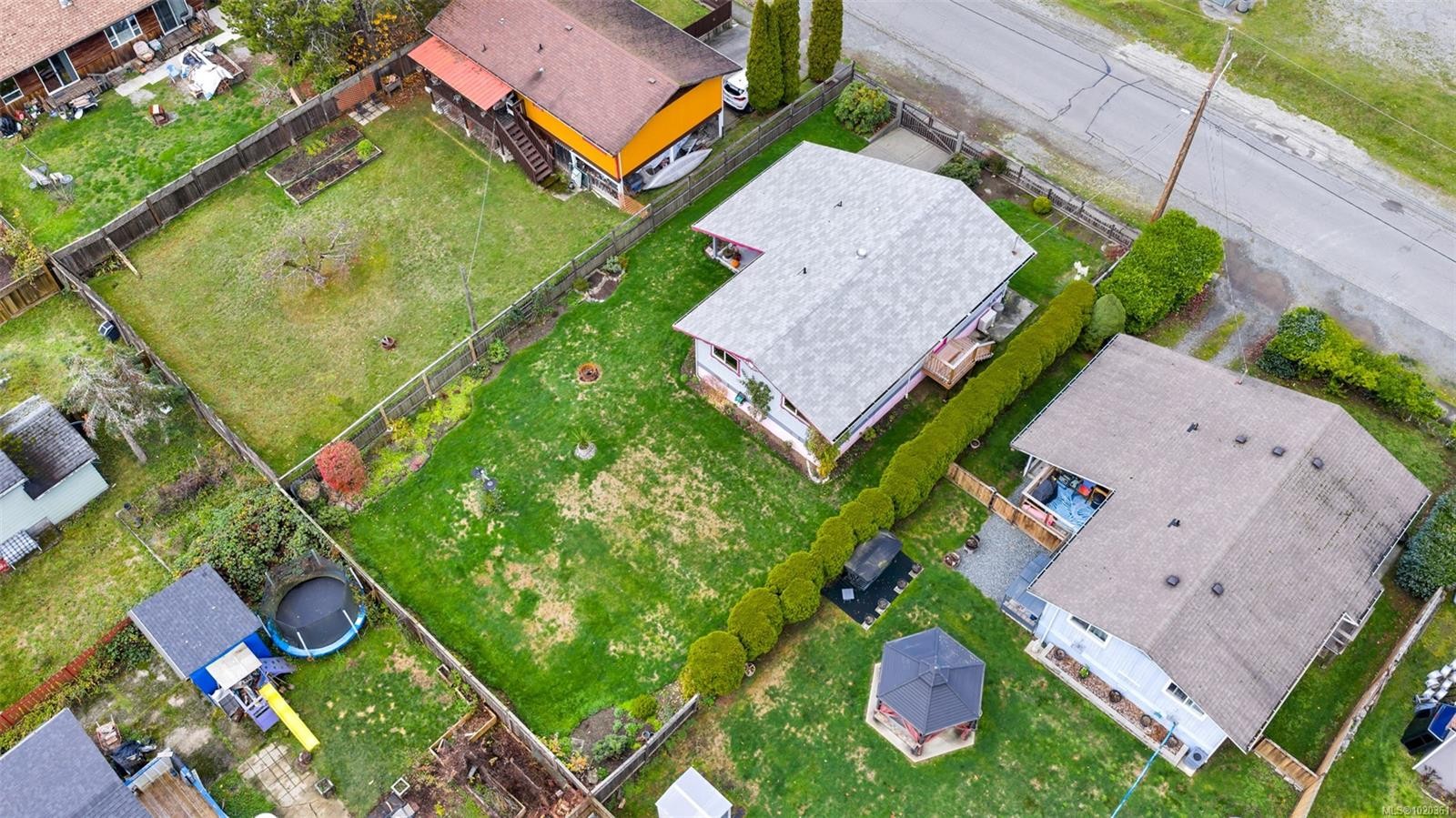 50 Cowichan Ave East, Lake Cowichan, BC