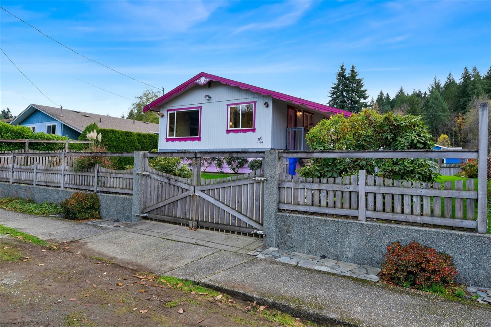 50 Cowichan Ave East, Lake Cowichan, BC