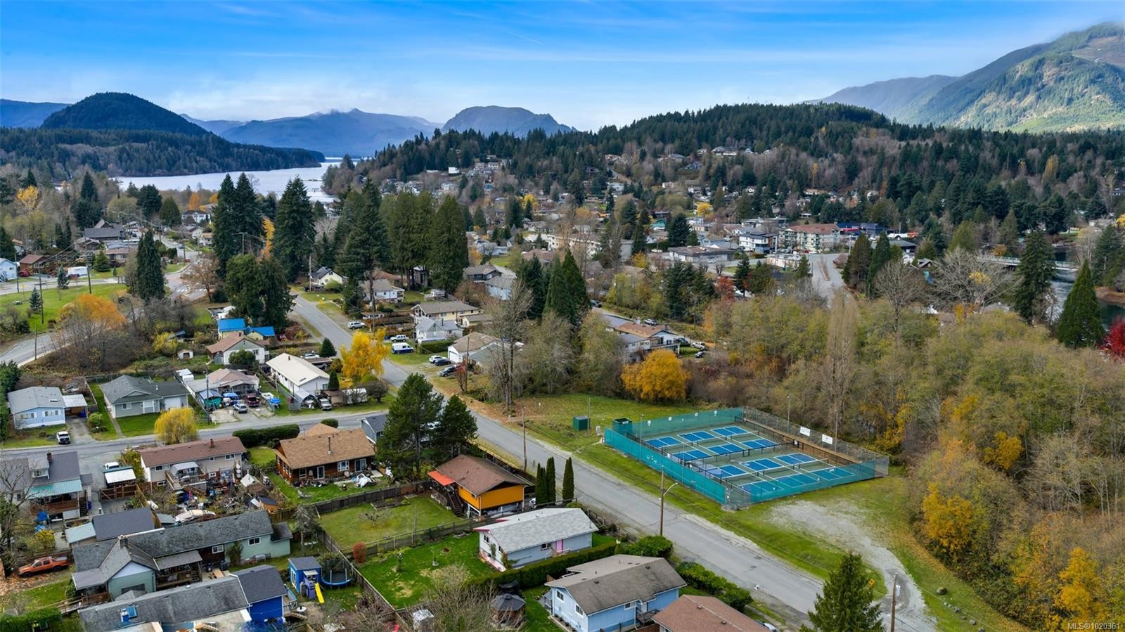 50 Cowichan Ave East, Lake Cowichan, BC