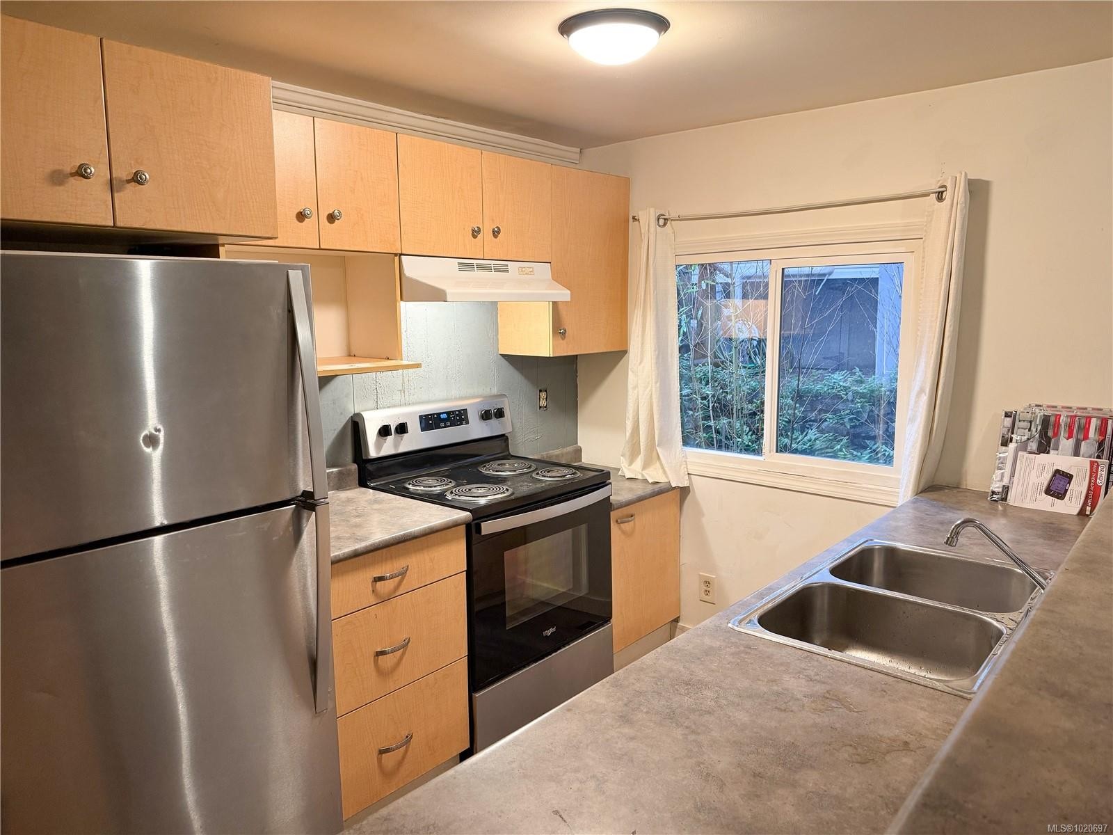 119-2500 Florence Lake Rd, Langford, BC