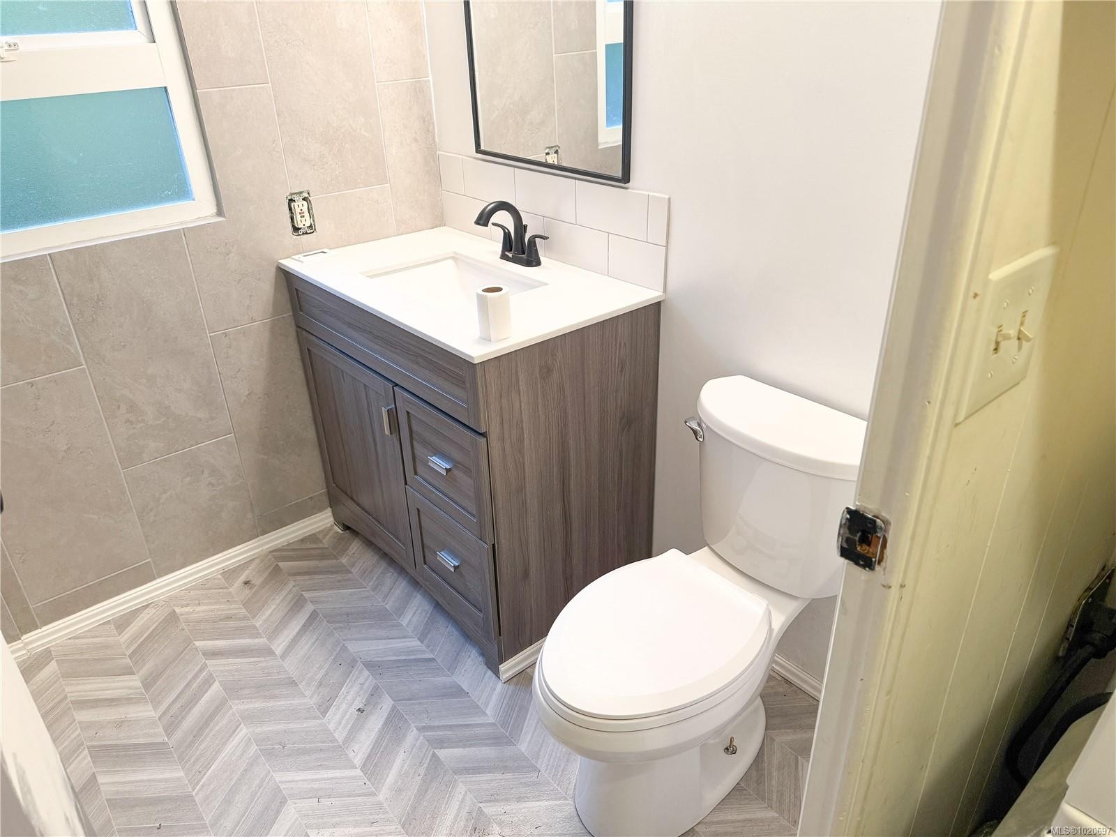 119-2500 Florence Lake Rd, Langford, BC