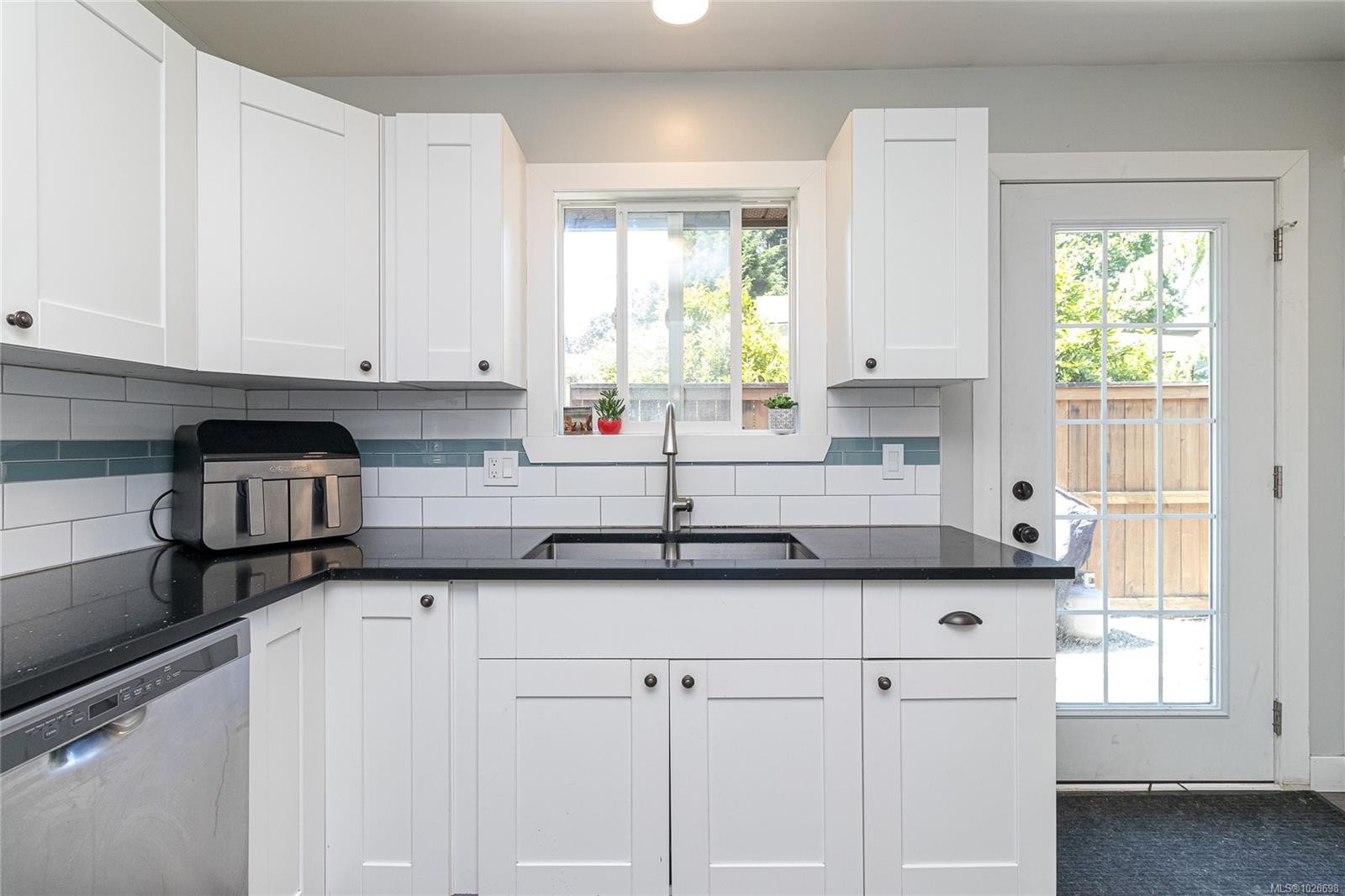 376 Atkins Ave, Langford, BC