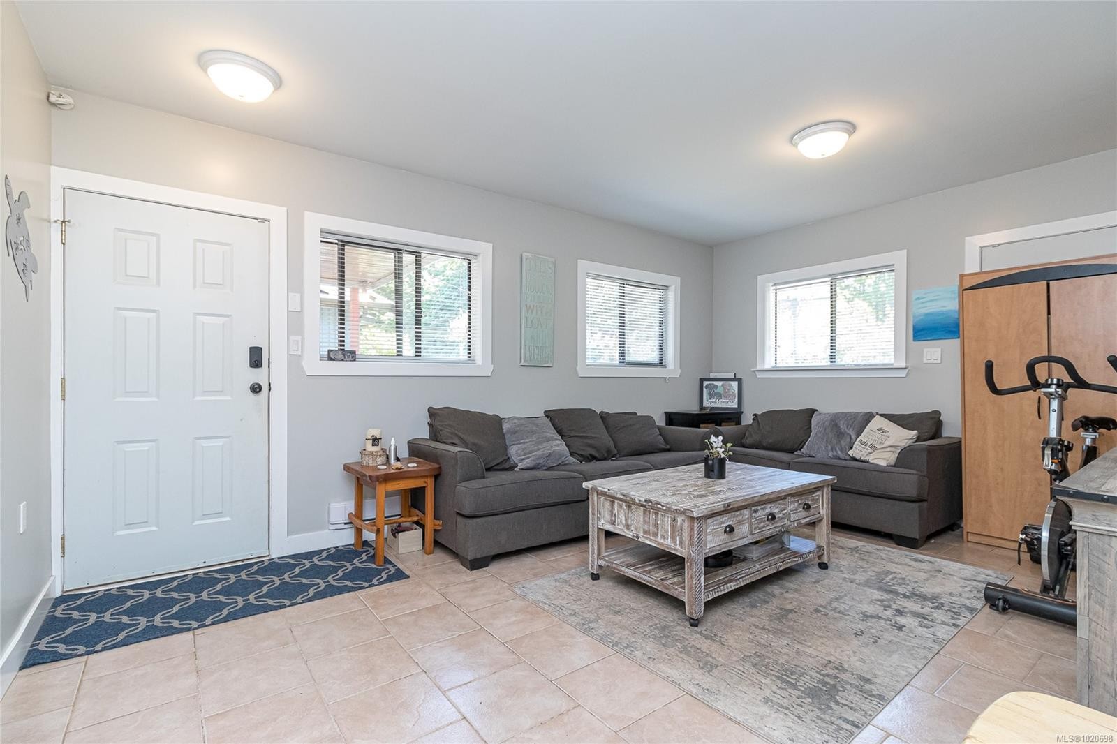 376 Atkins Ave, Langford, BC