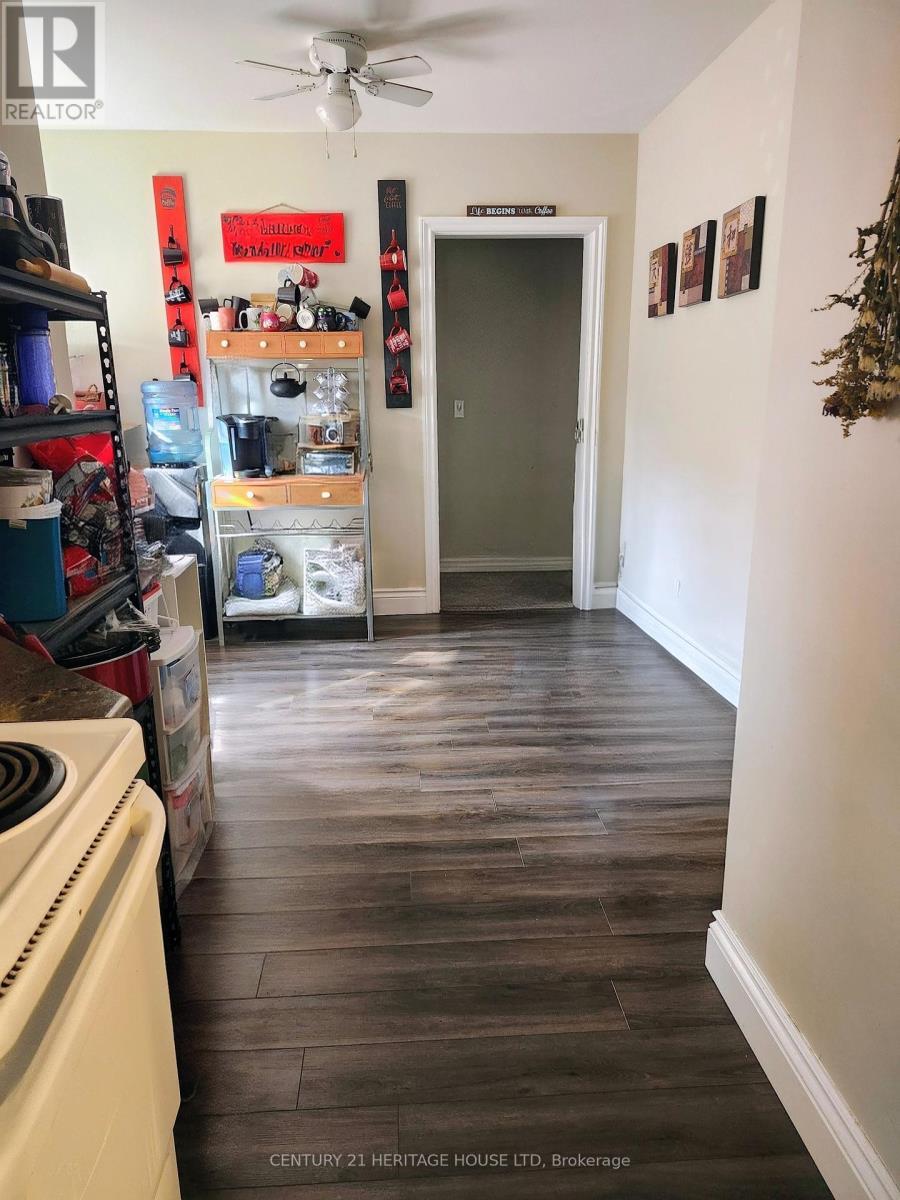 11 Barnes Street, St. Thomas, ON - Indoor Photo Showing Other Room