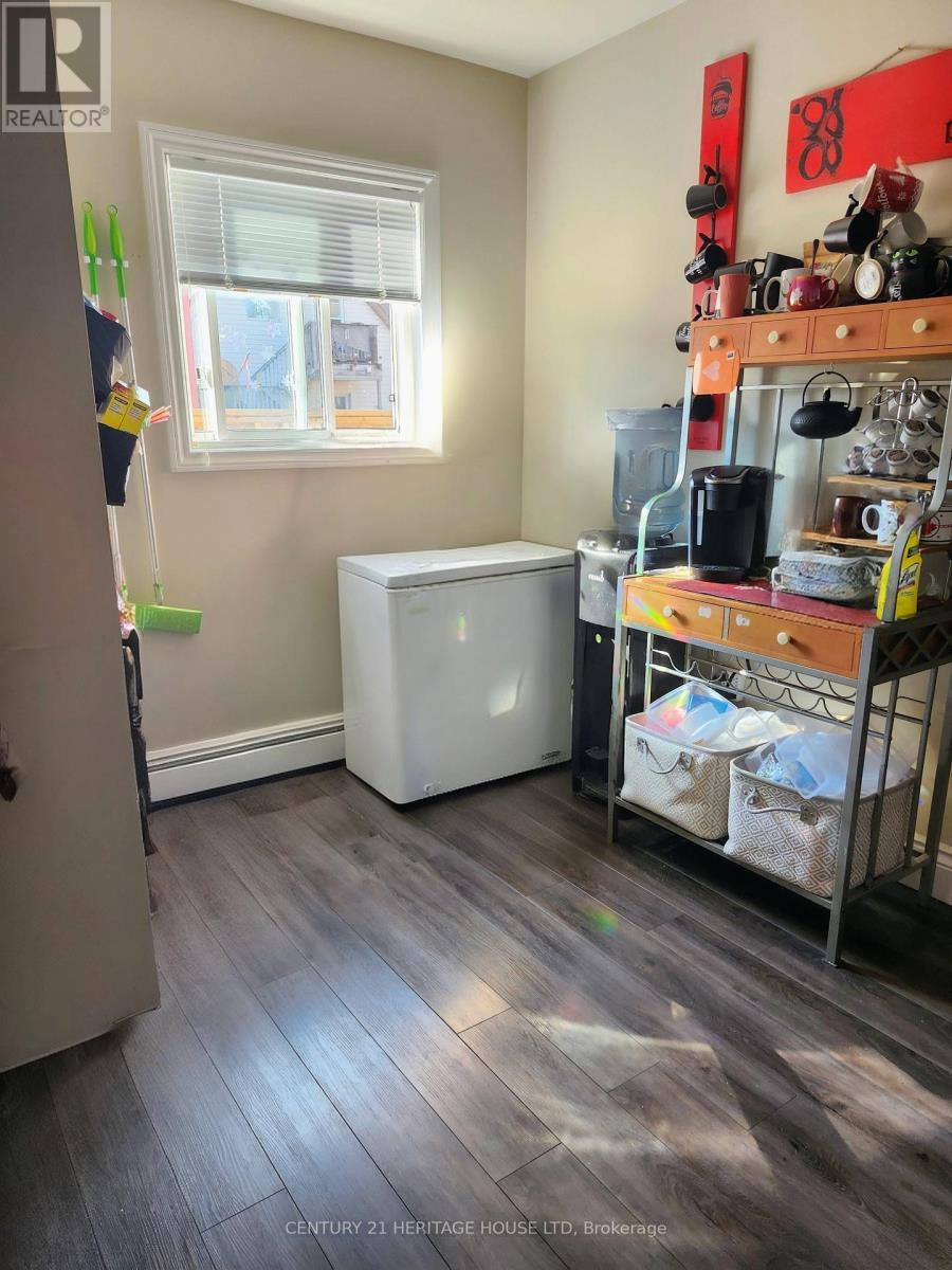 11 Barnes Street, St. Thomas, ON - Indoor