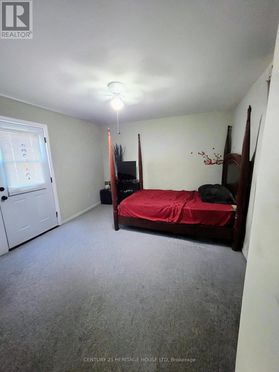 11 Barnes Street, St. Thomas, ON - Indoor Photo Showing Other Room