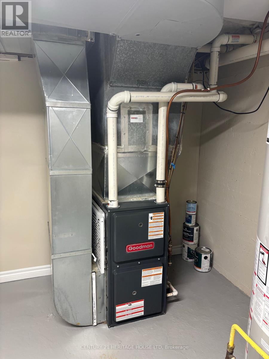 11 Barnes Street, St. Thomas, ON - Indoor Photo Showing Basement